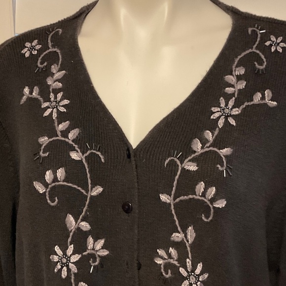 Sag Harbor Black Cardigan with White Floral Embroidery - Picture 2 of 8